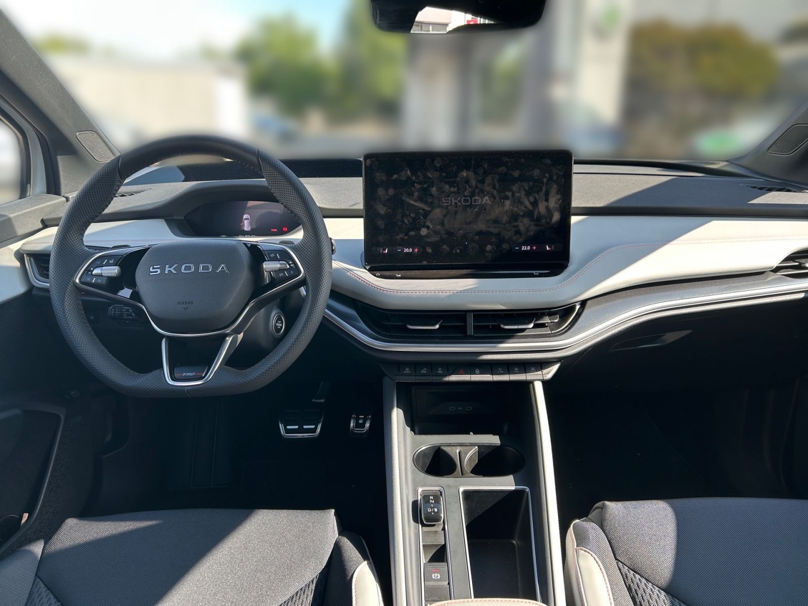 Fahrzeugabbildung SKODA Elroq First Edition 82kWh 285PS ACC SHZ 360° AHK