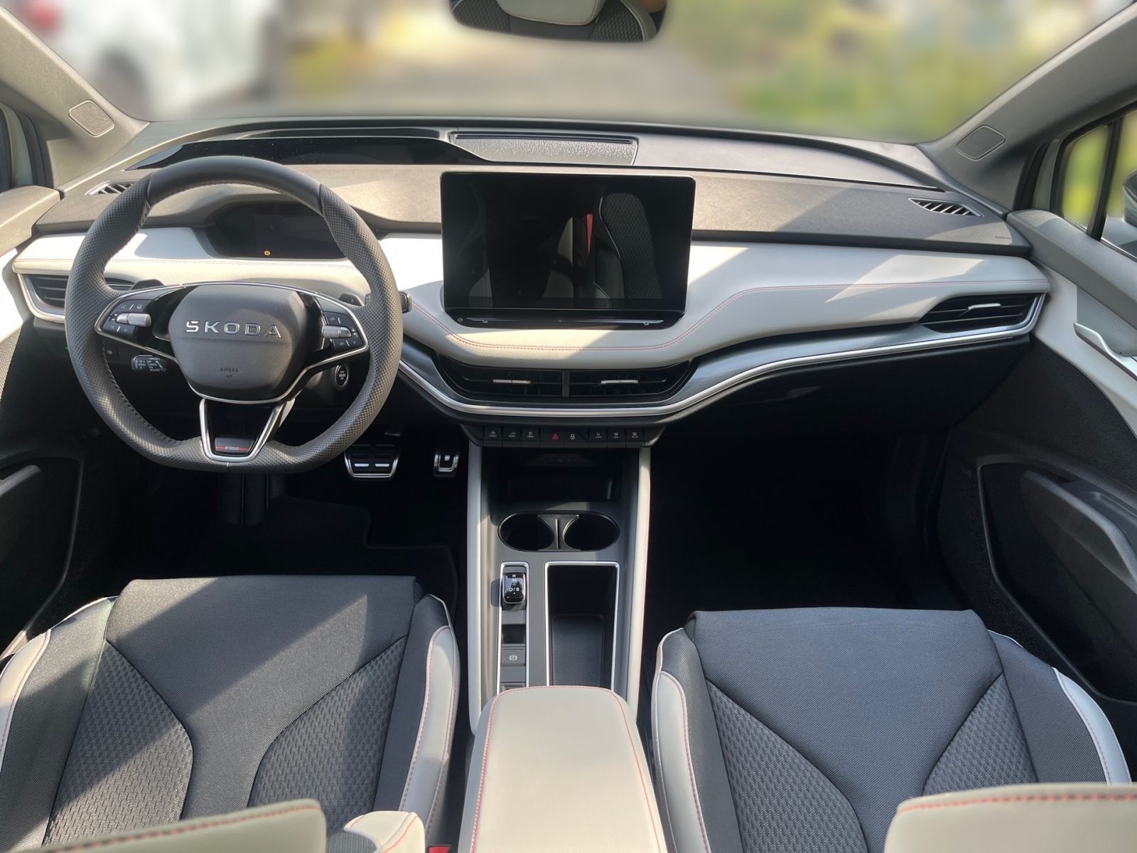 Fahrzeugabbildung SKODA Elroq First Edition 82kWh 285PS ACC 360° SHZ AHK