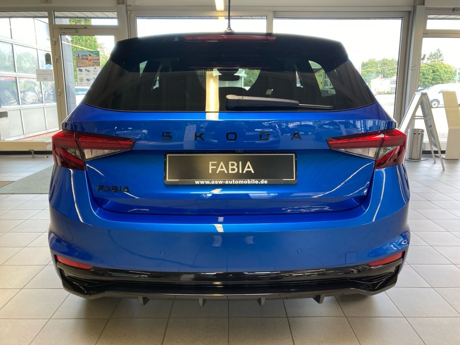Fahrzeugabbildung SKODA Fabia Monte Carlo 1,0TSI 95PS PDC Kamera SHZ 17"