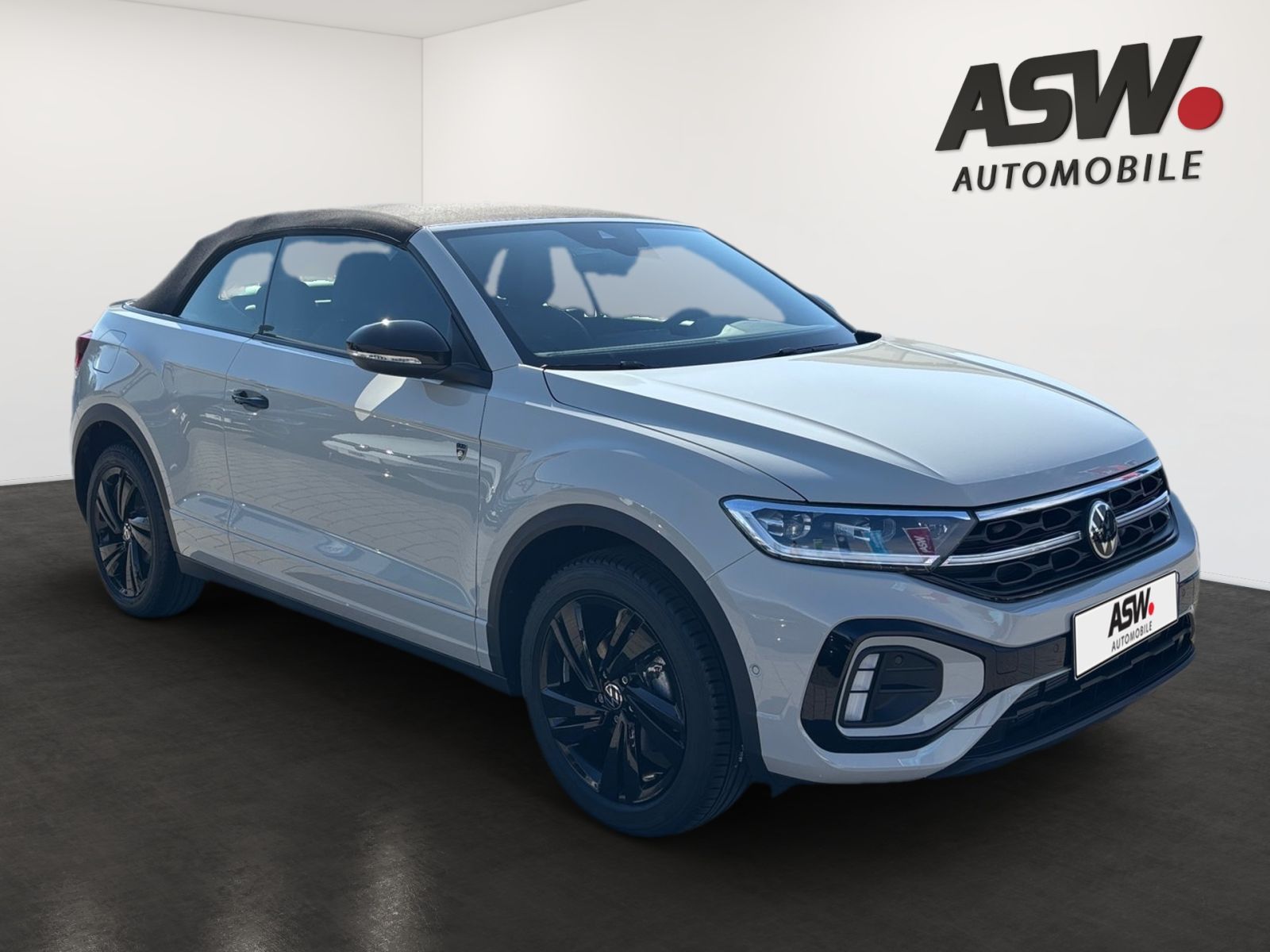 Fahrzeugabbildung Volkswagen T-Roc Cabriolet R-Line 1.5 l TSI 150 PS DSG EDIT