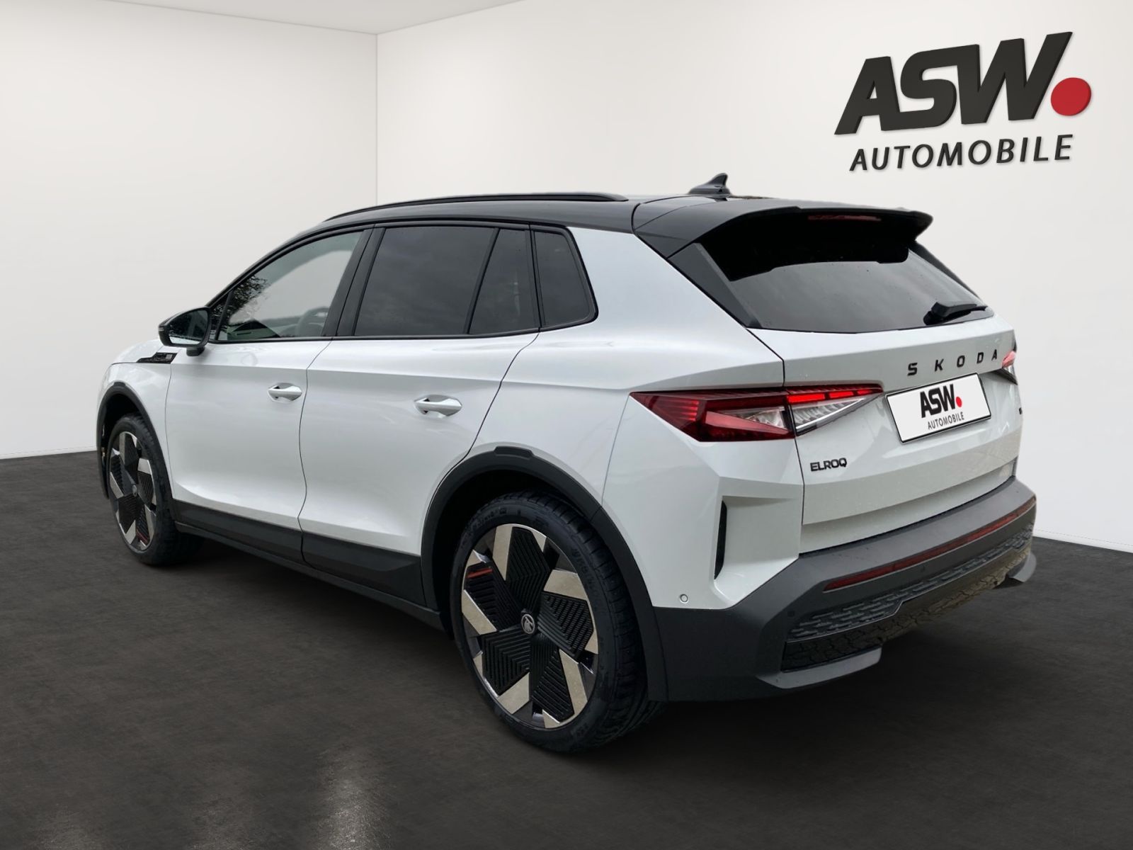 Fahrzeugabbildung SKODA Elroq First Edition 82kWh 285PS ACC 360° SHZ AHK