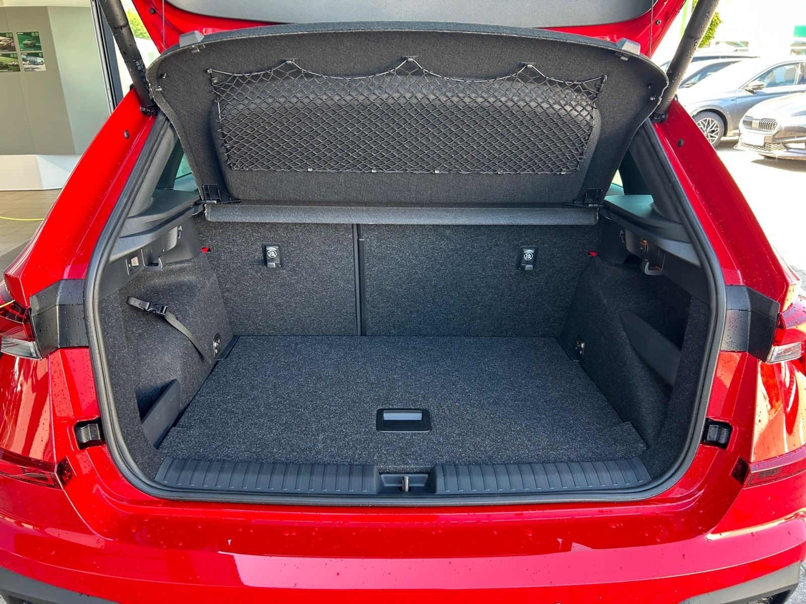 Fahrzeugabbildung SKODA Kamiq Monte Carlo 1,0 TSI 116PS DSG ACC SHZ AHK