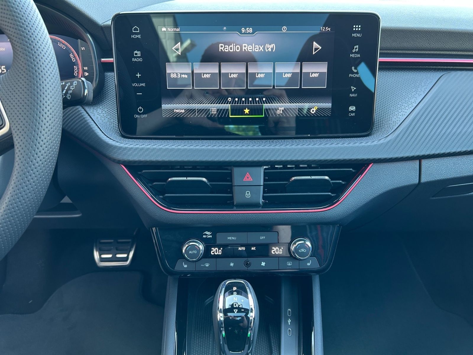 Fahrzeugabbildung SKODA Kamiq Monte Carlo 1,0 TSI 116PS DSG ACC SHZ AHK
