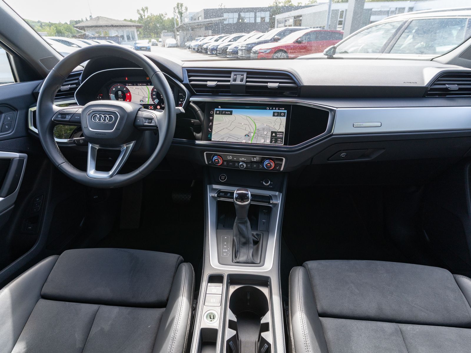 Fahrzeugabbildung Audi Q3 Sportback S line 35TDI NAVI LED AHK RFK ACC