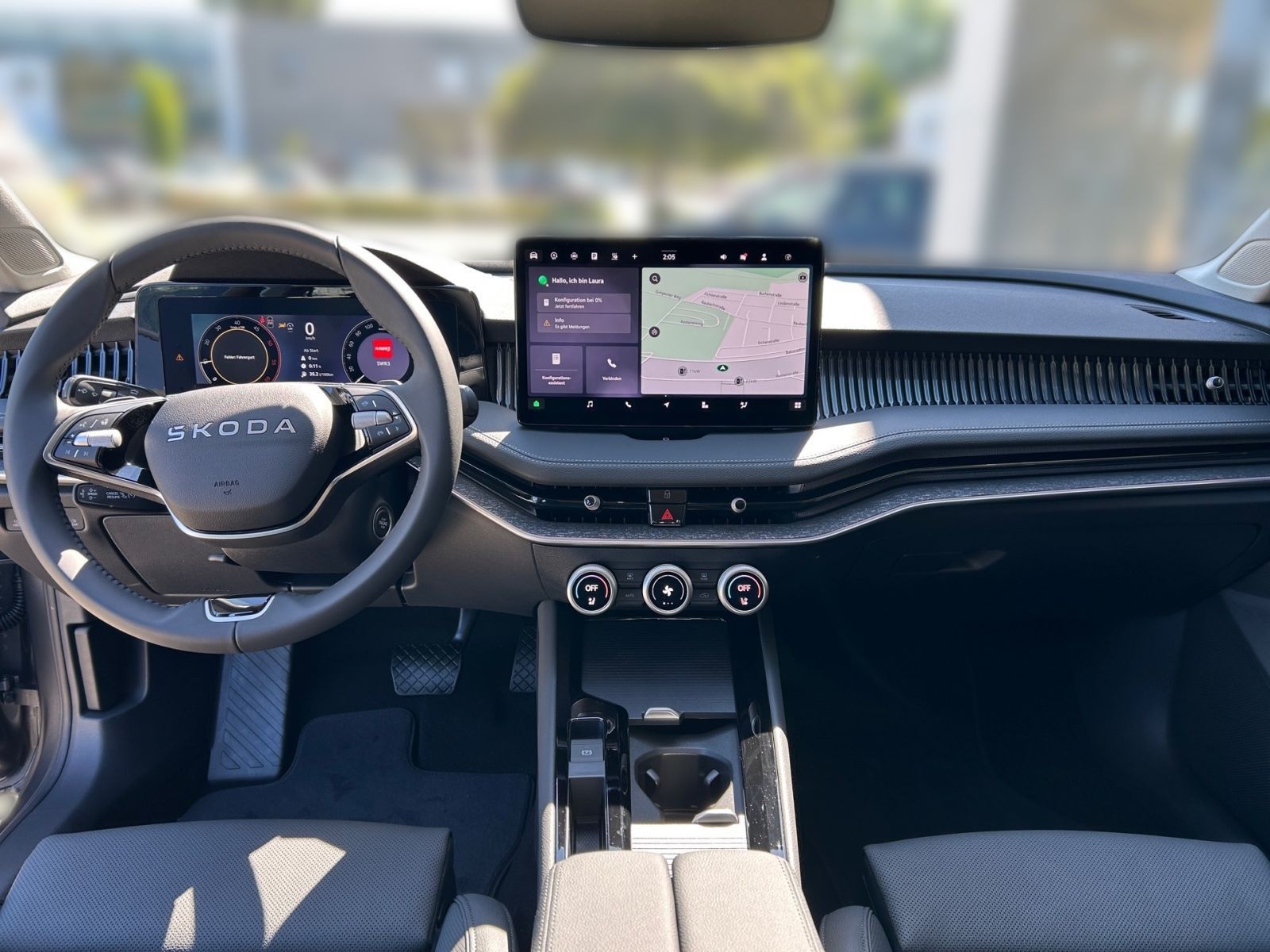 Fahrzeugabbildung SKODA Superb Combi Selection 2,0 TDI 193PS DSG 4x4 AHK