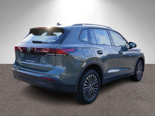 Fahrzeugabbildung Volkswagen Tiguan Life 4M 2.0 TDI DSG LED NAVI ACC RFK AHK