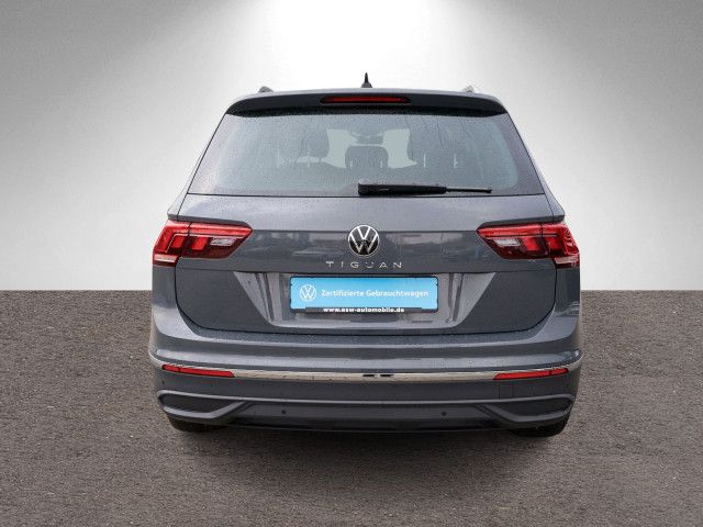 Fahrzeugabbildung Volkswagen Tiguan MOVE 2.0TDI DSG LED Nav PDC ACC Stdhz AHK