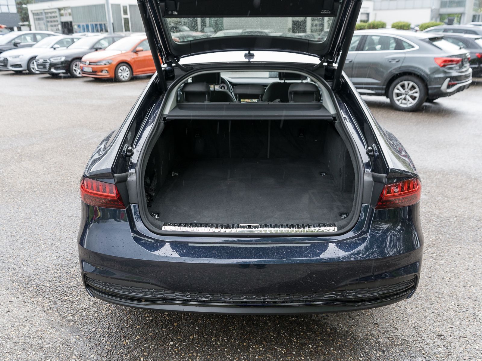 Fahrzeugabbildung Audi A7 Sportback S line 55TFSI e quattro Navi Matrix