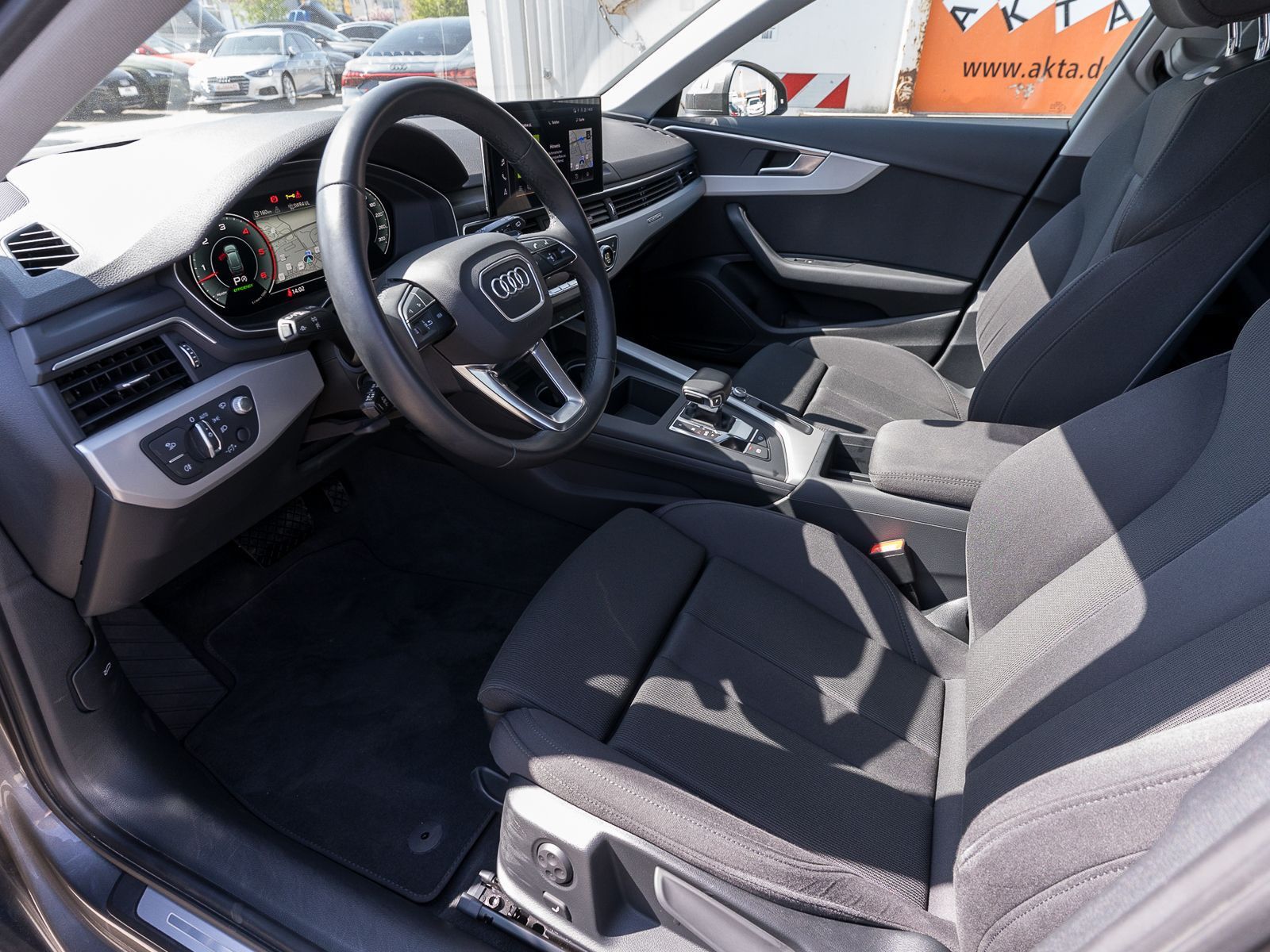 Fahrzeugabbildung Audi A4 Avant S line 50TDI quattro Nav LED StandHz VC