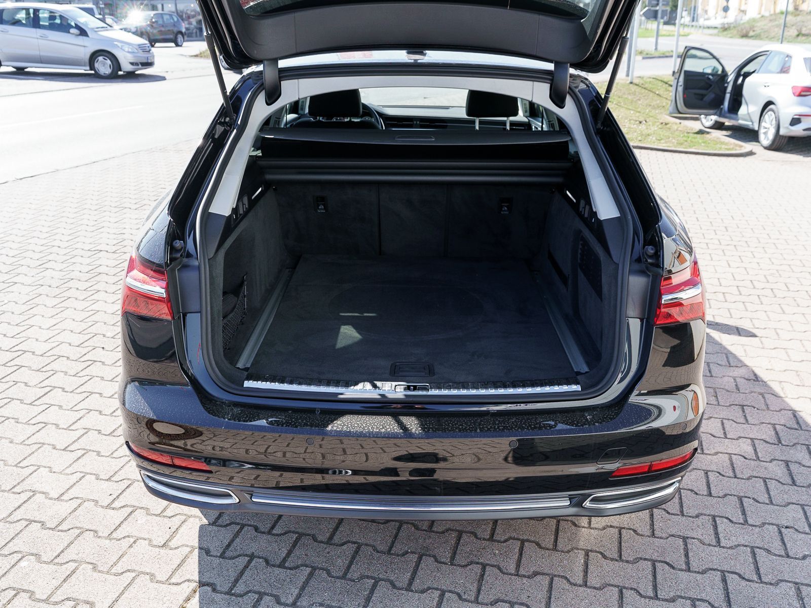 Fahrzeugabbildung Audi A6 Avant sport 50TDI quattr tiptron LED Navi B&O