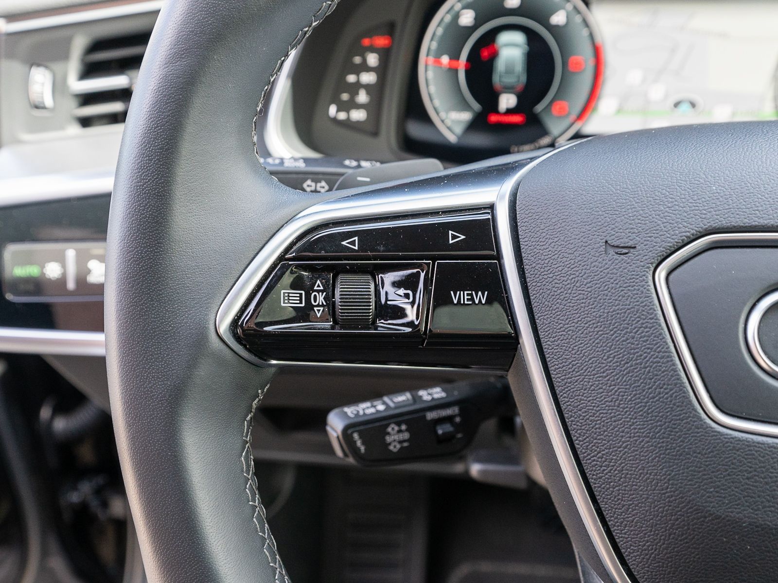 Fahrzeugabbildung Audi A6 Avant Sline 40TDI quattr Navi Matrix Pano RFK