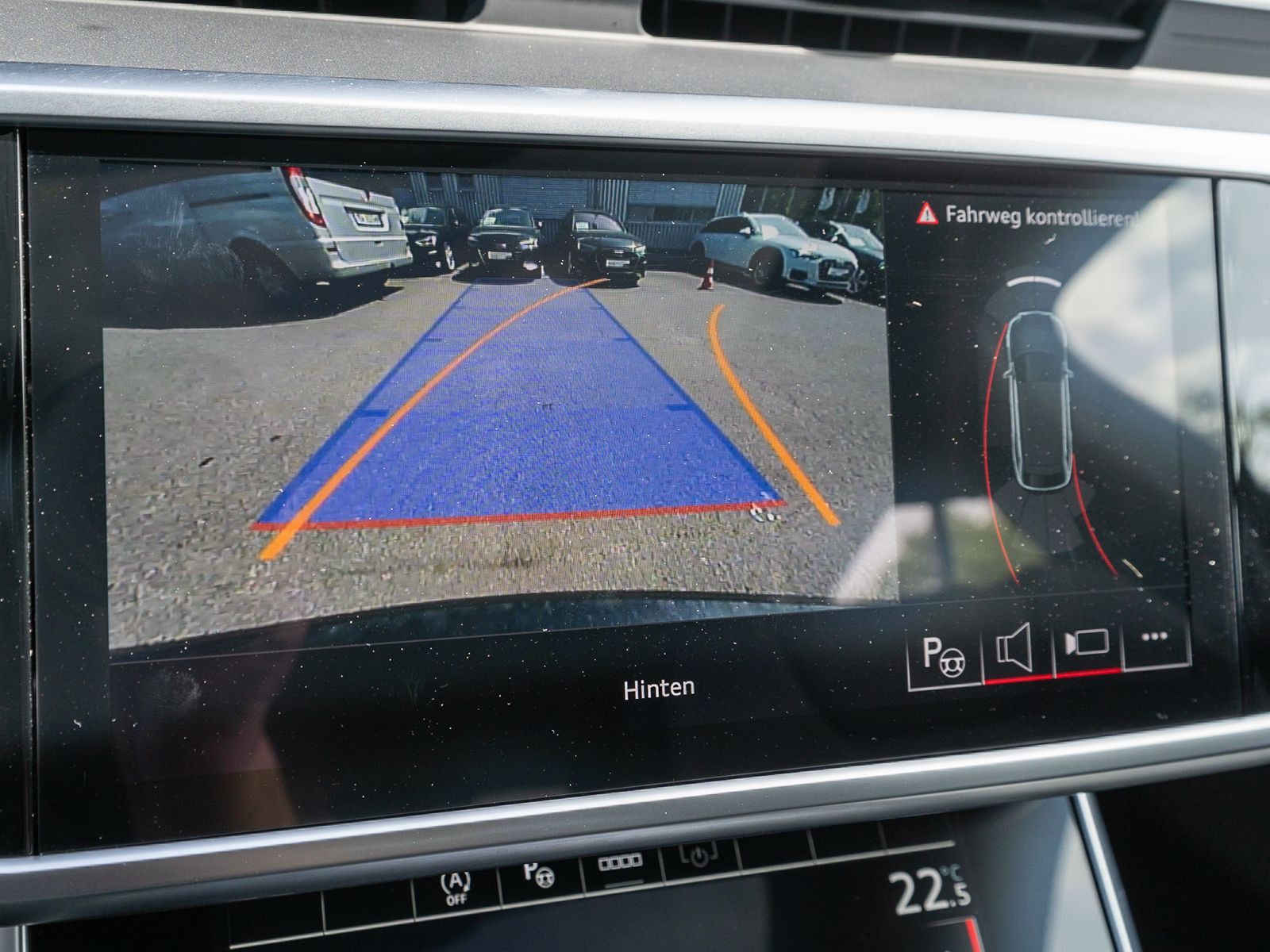 Fahrzeugabbildung Audi A6 Avant Sline 40TDI quattr Navi Matrix Pano RFK