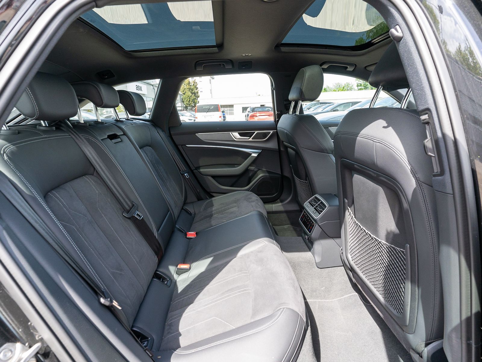 Fahrzeugabbildung Audi A6 Avant Sline 40TDI quattr Navi Matrix Pano RFK