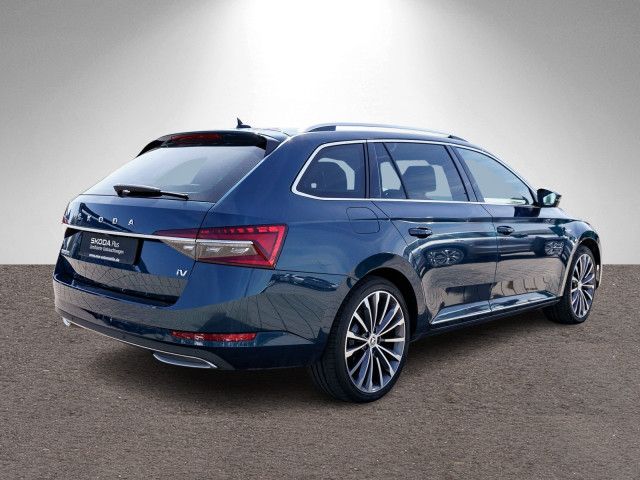 Fahrzeugabbildung SKODA Superb iV Combi L&K 1.4 TSI 360° Pano Stdhzg AHK