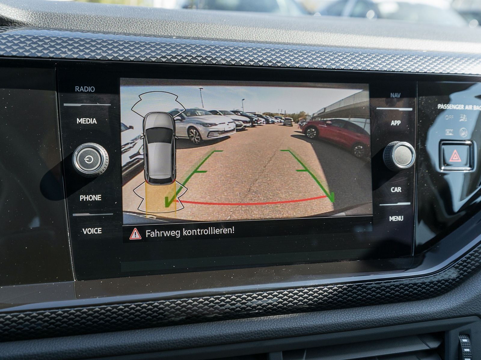 Fahrzeugabbildung Volkswagen Polo Life 1.0 TSI DSG LED RFK VC SHZ PDC v/h Alu