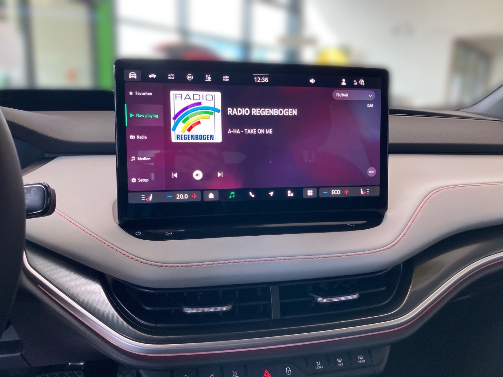 Fahrzeugabbildung SKODA Elroq 82kWh SHZ ACC Navi PDC Kamera 360° AHK