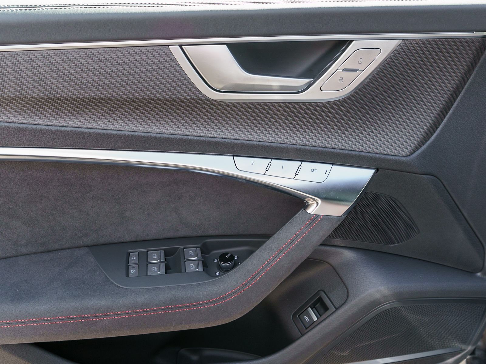 Fahrzeugabbildung Audi RS 6 Avant performance 463(630) kW( PS) tiptroni