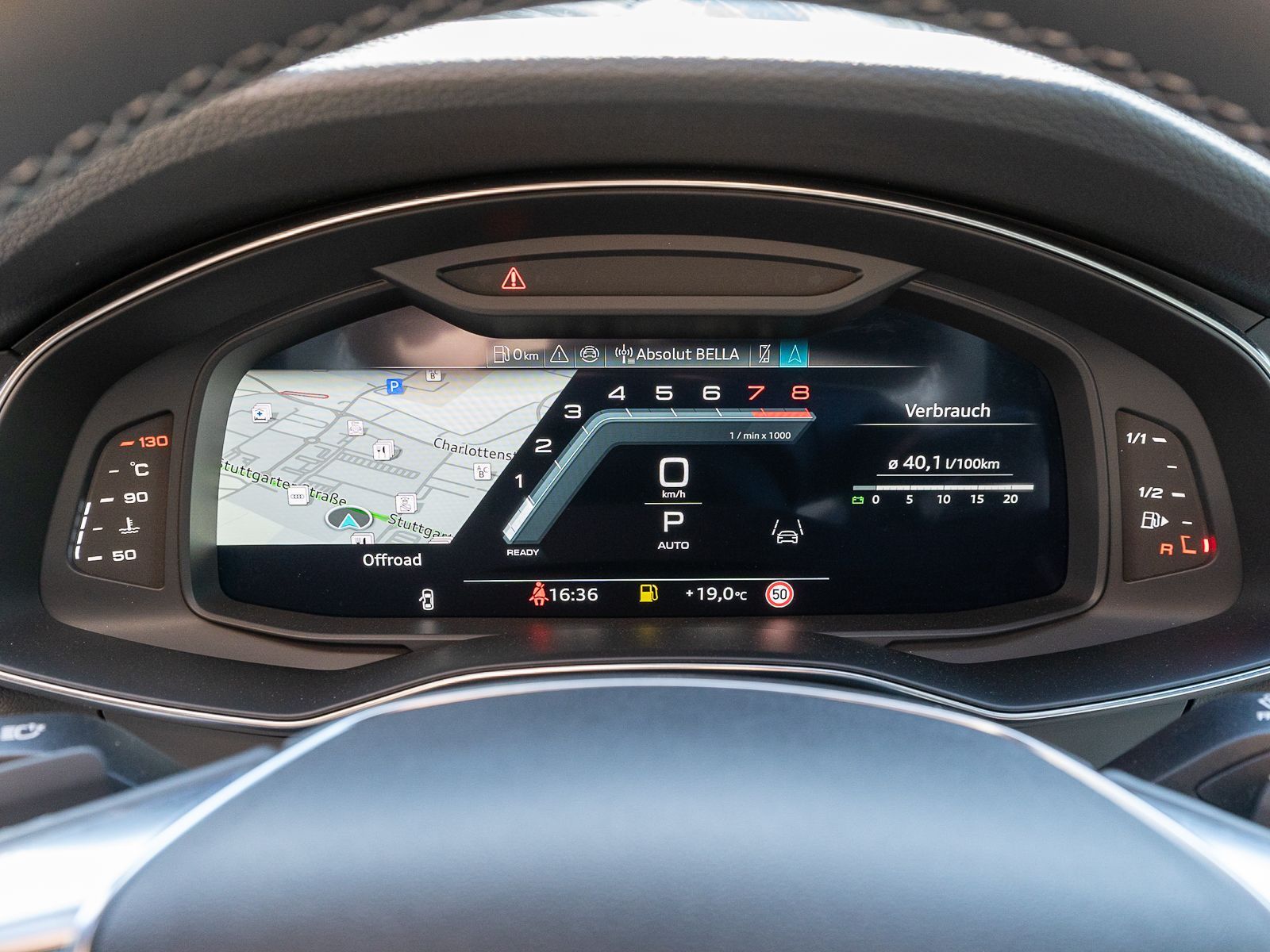 Fahrzeugabbildung Audi A6 Avant advanced 45TFSI Navi Matrix Pano AHK VC