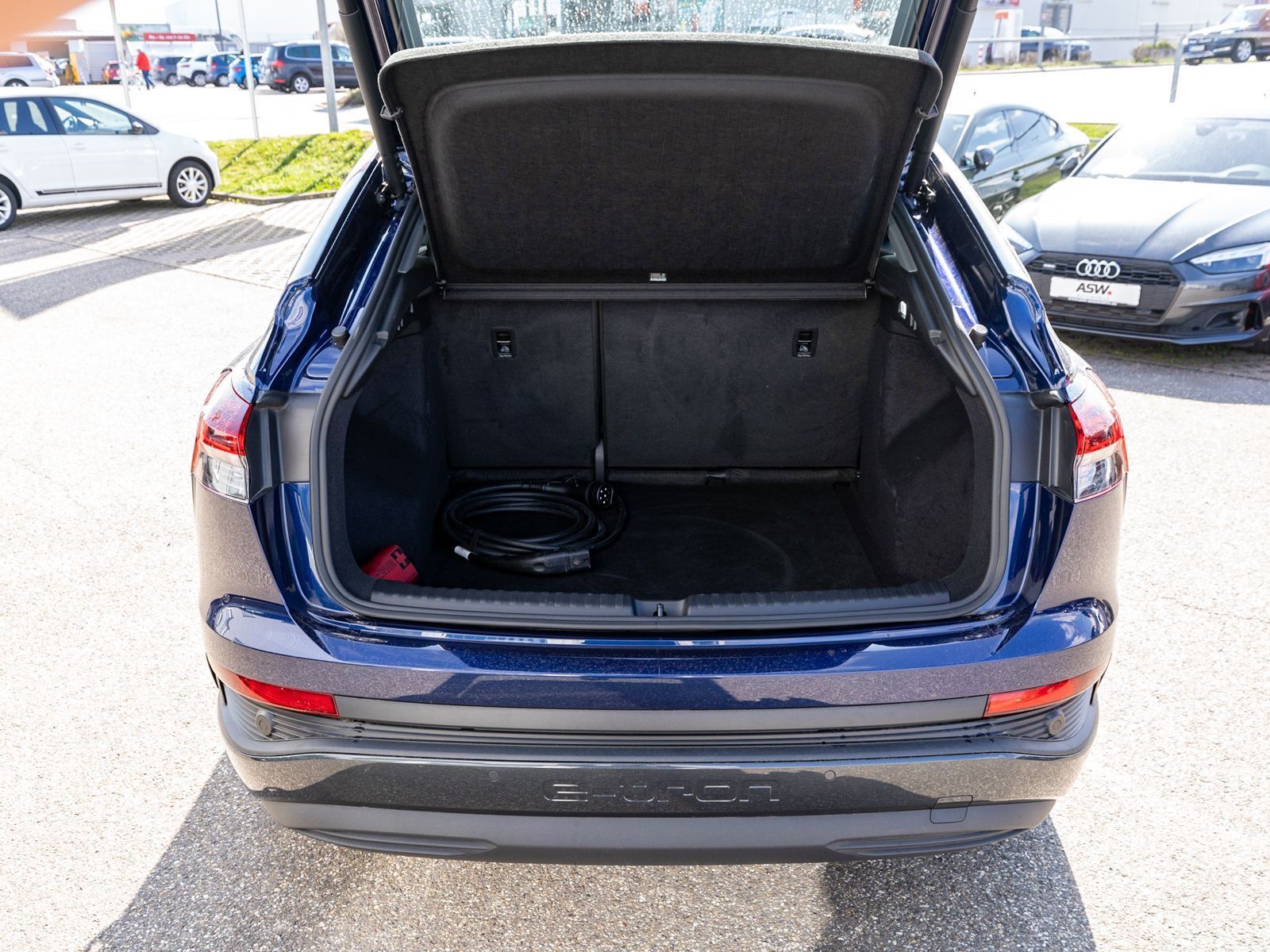 Fahrzeugabbildung Audi Q4 Sportback advanced 40 e-tron LED Navi RFK ACC