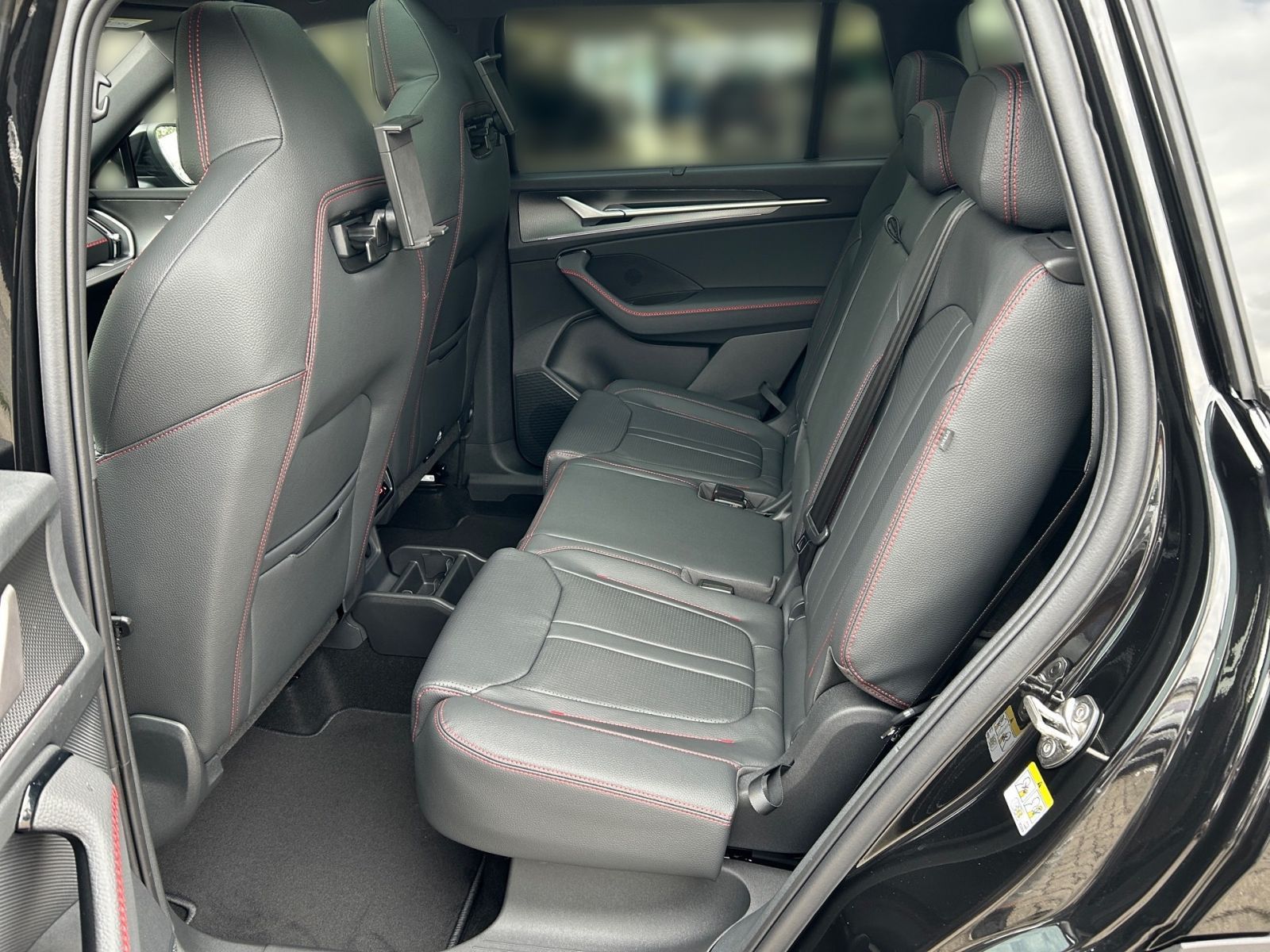Fahrzeugabbildung SKODA Kodiaq RS 2,0TSI 265PS DSG 4x4 360° ACC SHZ Pano