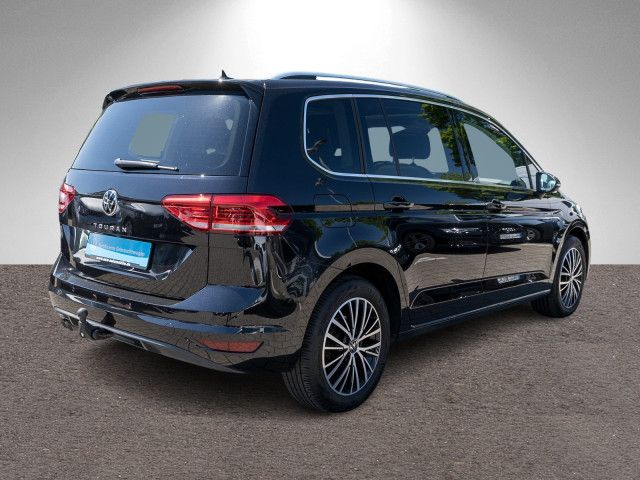 Fahrzeugabbildung Volkswagen Touran Highline 2.0TDI DSG LED Navi Pano AHK 7-S