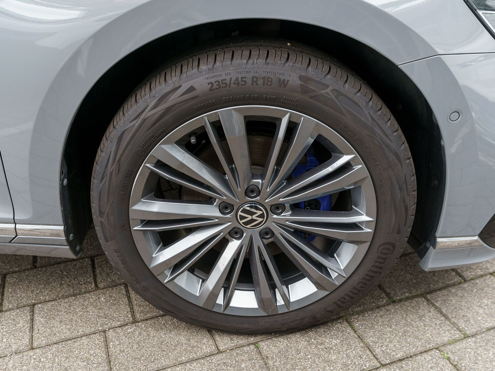 Fahrzeugabbildung Volkswagen Passat Variant GTE 1,4 eHybrid DSG LED NAVI AHK