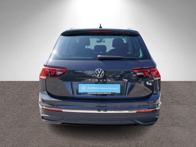 Fahrzeugabbildung Volkswagen Tiguan Move 1,5TSI DSG Navi LED Standhz PANO AHK