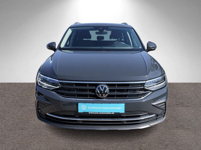 Fahrzeugabbildung Volkswagen Tiguan Move 1,5TSI DSG Navi LED Standhz PANO AHK