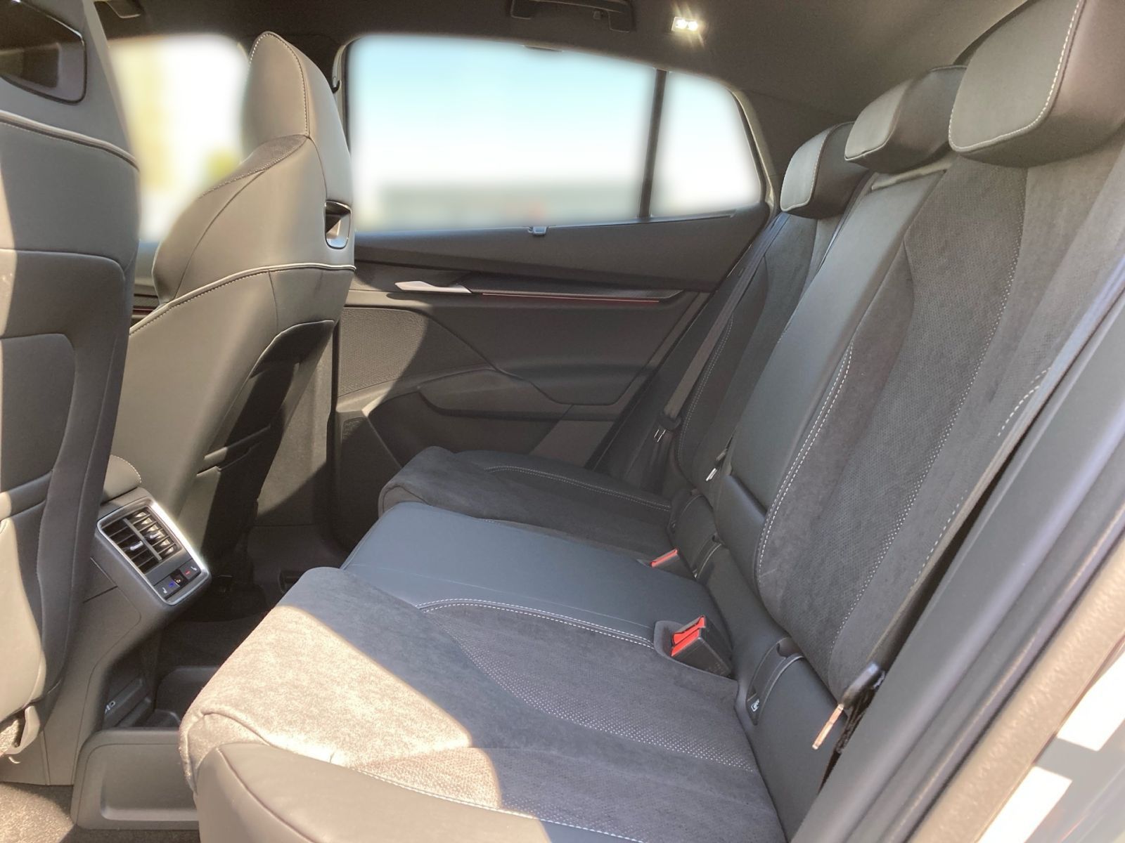 Fahrzeugabbildung SKODA Enyaq Coupe 85 Sportline 285PS ACC 360° SHZ AHK
