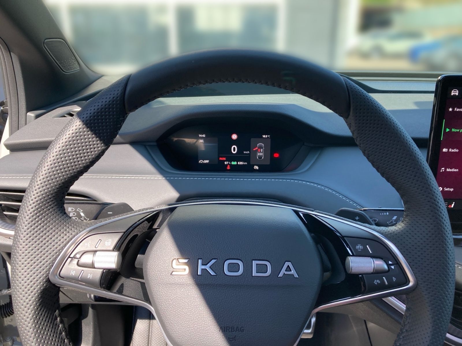 Fahrzeugabbildung SKODA Enyaq Coupe 85 Sportline 285PS ACC 360° SHZ AHK