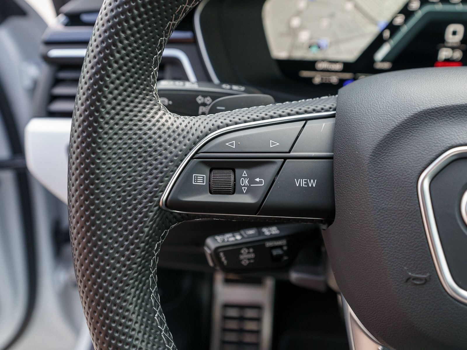 Fahrzeugabbildung Audi S5 Cabrio 3.0 TFSI quattro Navi Matrix RFK VC