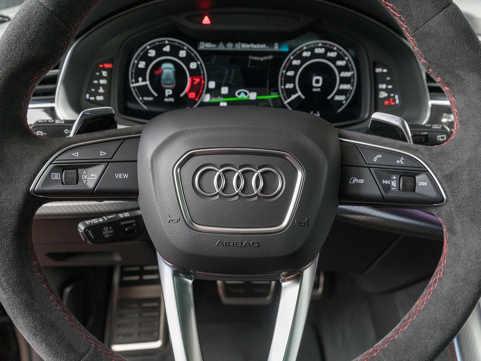 Fahrzeugabbildung Audi RS Q8 SUV performance 471(640) kW(PS) tiptronic
