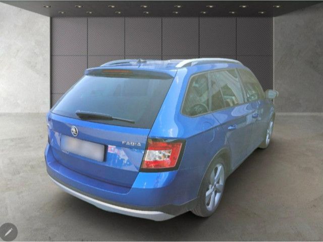 Fahrzeugabbildung SKODA Fabia Combi Clever 1.0 TSI RFK CARPLAY KLIMA