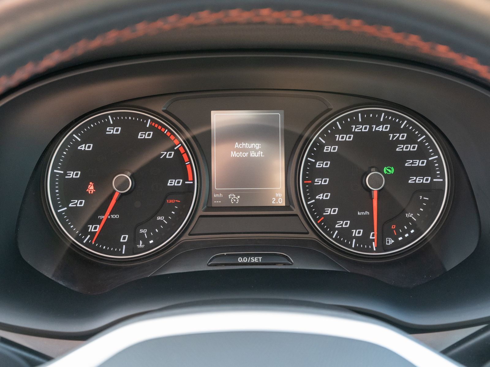 Fahrzeugabbildung SEAT Ateca FR 2.0TSI 4Drive DSG Navi RFK PANO Stdhzg