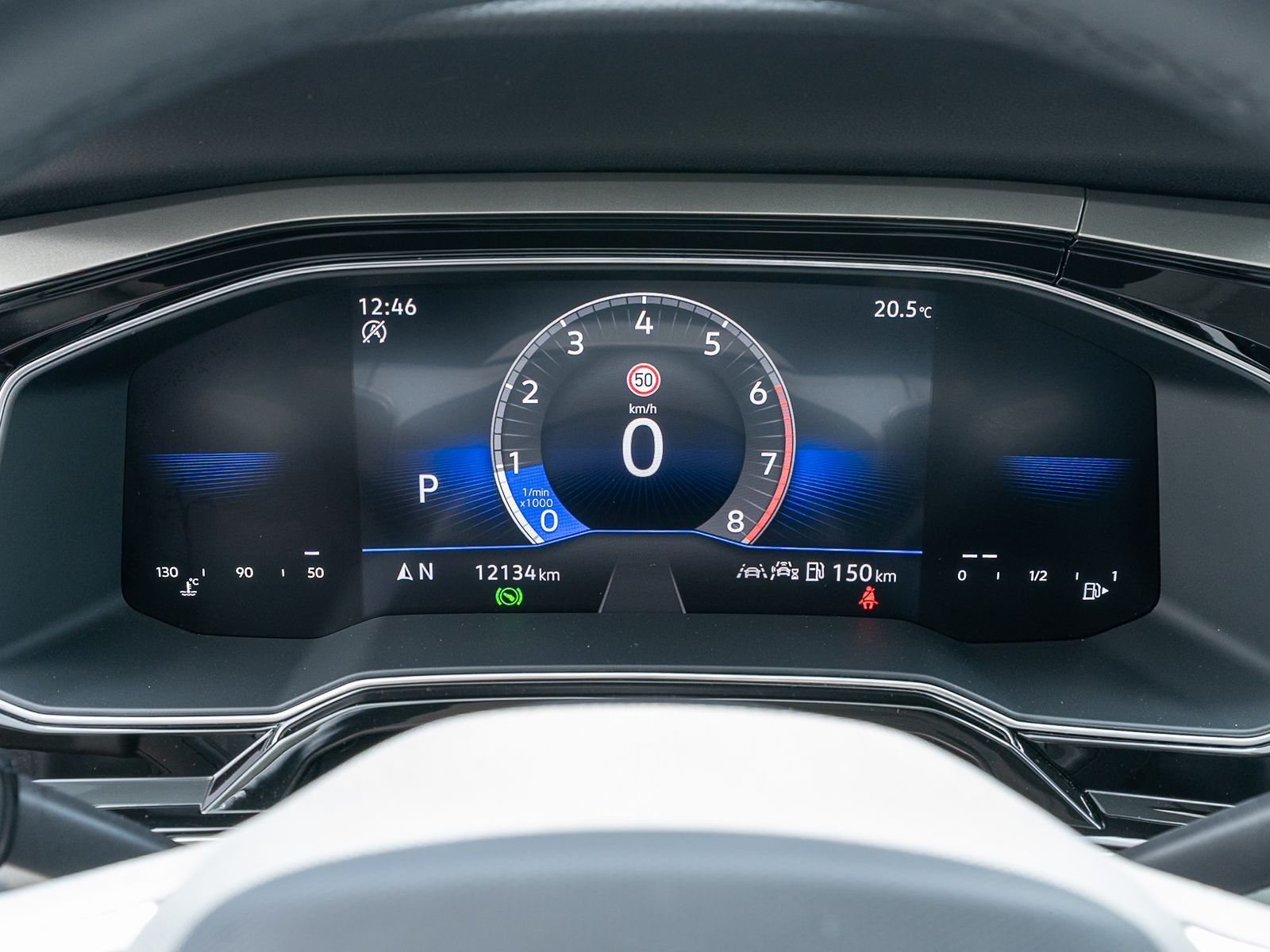Fahrzeugabbildung Volkswagen Taigo MOVE 1.5 TSI DSG Navi LED VC RFK AHK