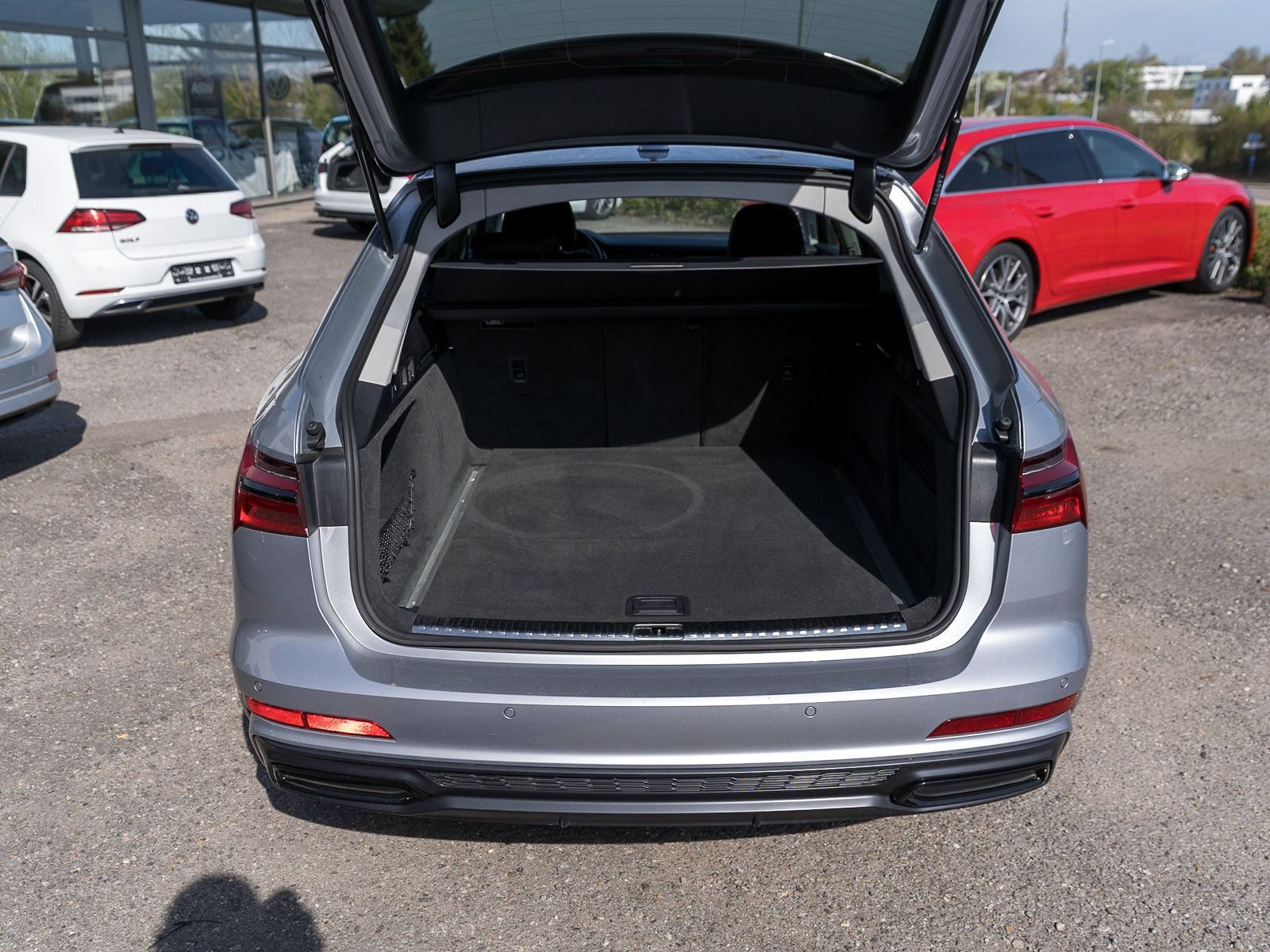 Fahrzeugabbildung Audi A6 Avant S line 40TDI Stronic Nav LED ACC PDC VC