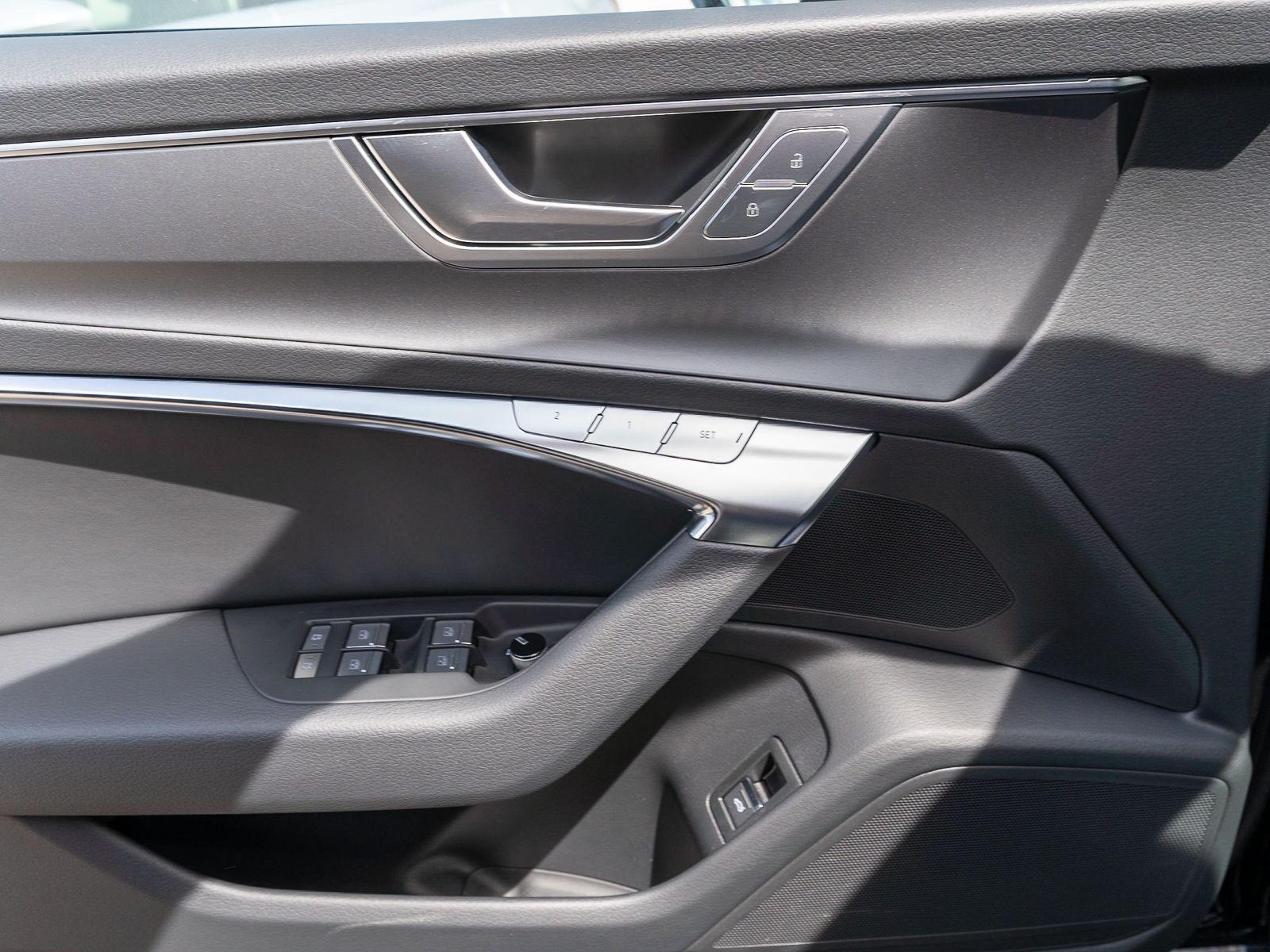 Fahrzeugabbildung Audi A6 Avant advanced 40TDI quattro Navi Matrix AHK