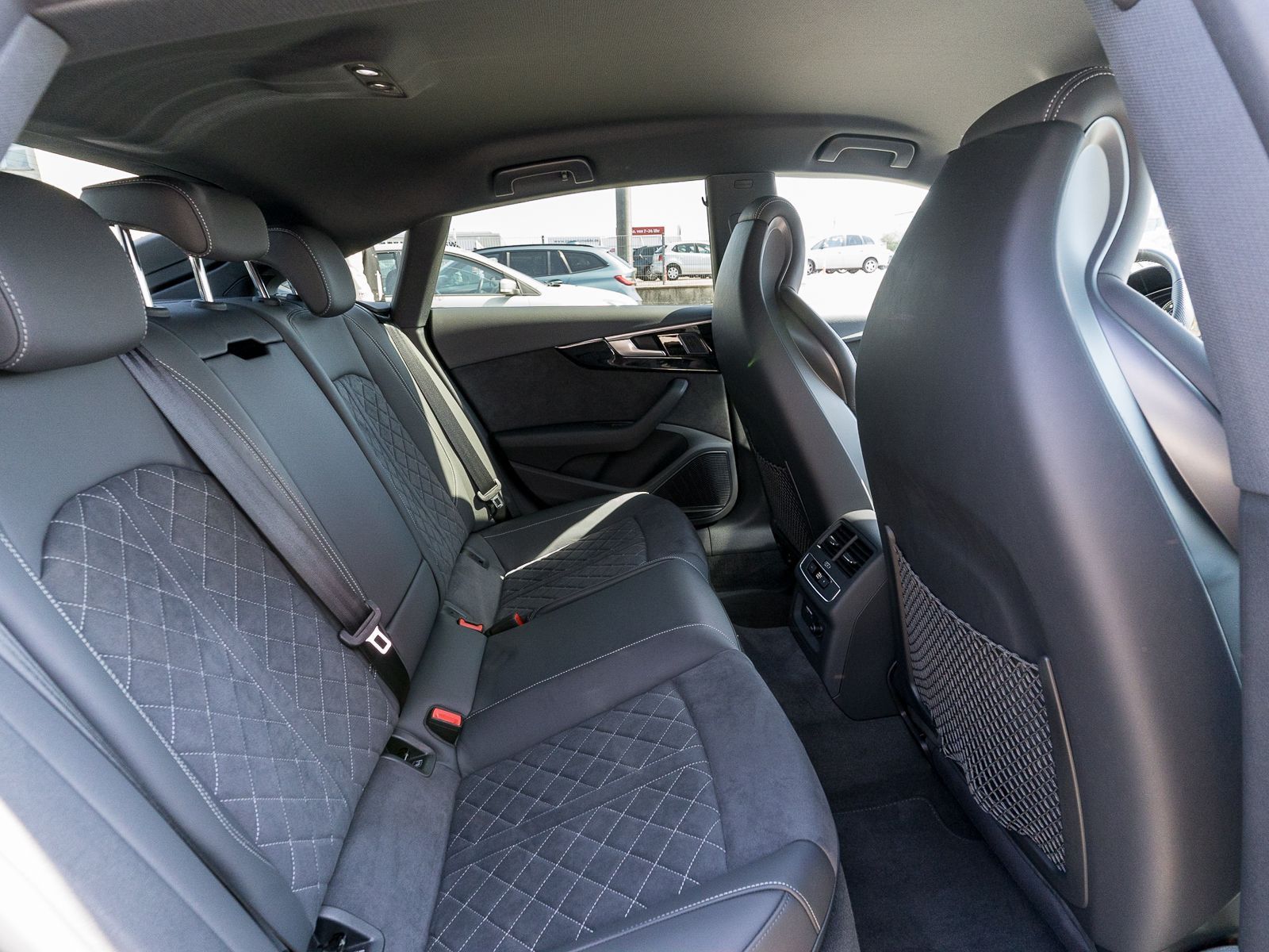 Fahrzeugabbildung Audi A5 Sportback S line 45TFSI quattro Stronic B&O