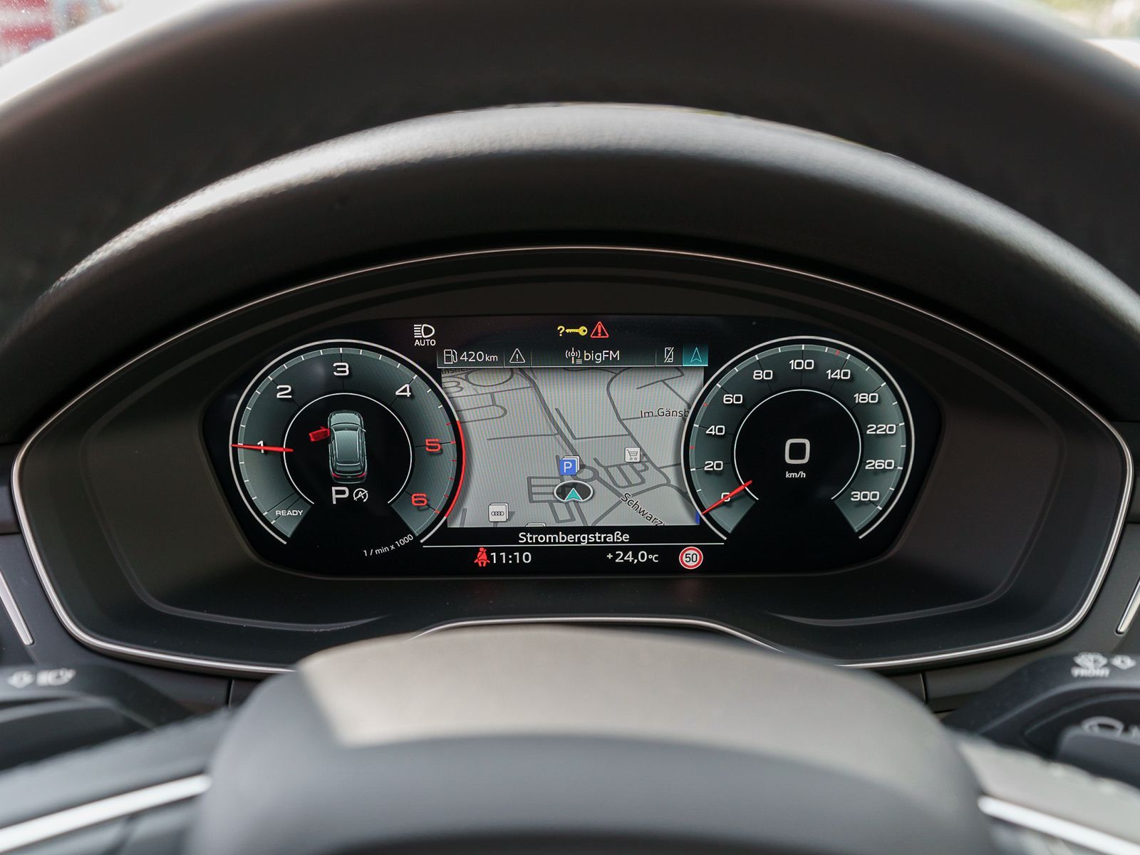 Fahrzeugabbildung Audi A4 Avant 30TDI Stronic LED Navi RFK ACC VC