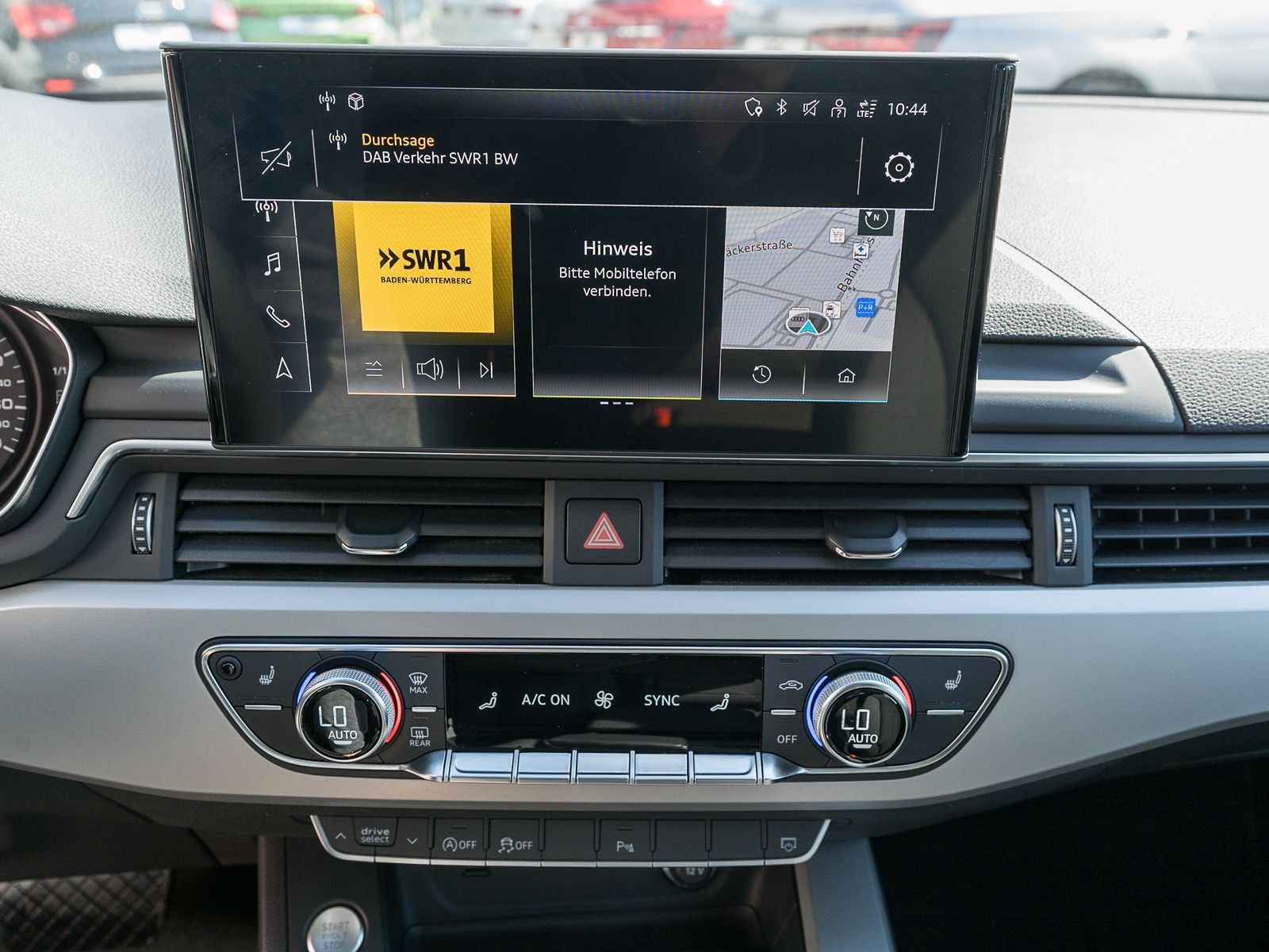 Fahrzeugabbildung Audi A4 Avant Sline 50TDI quattro Navi Matrix RFK
