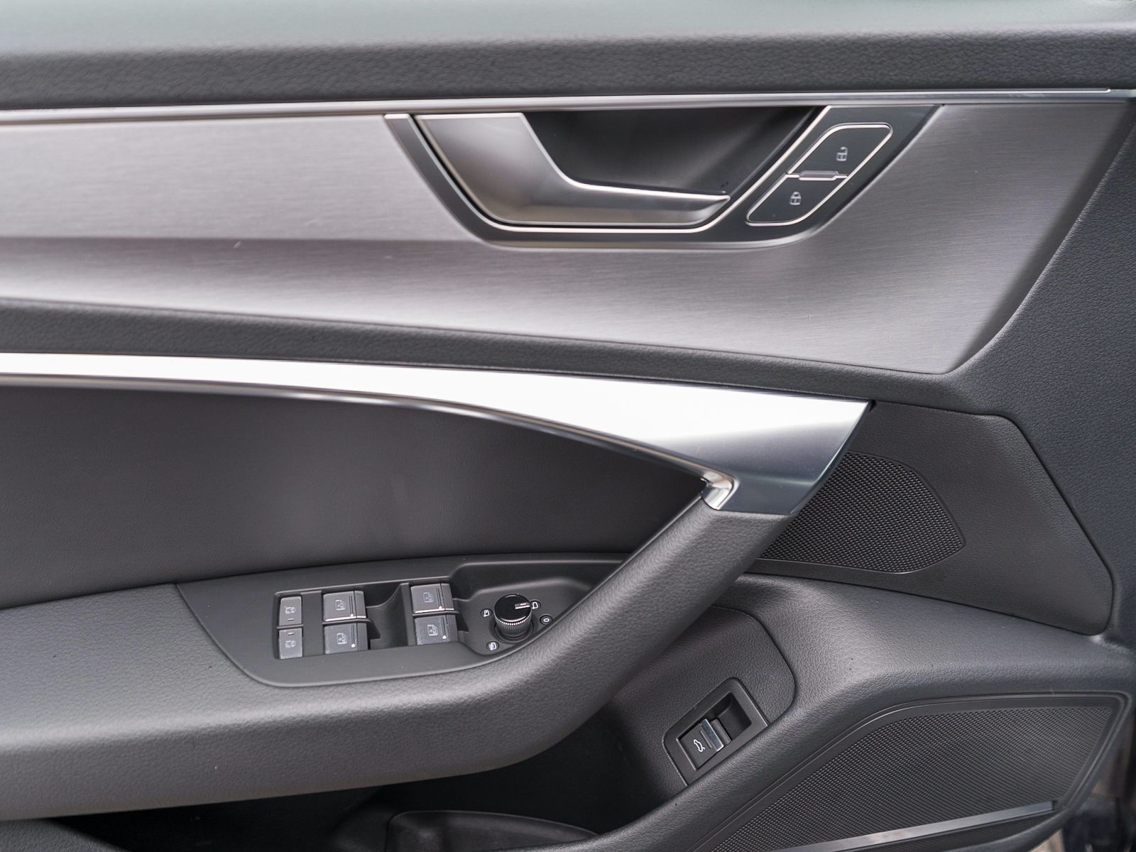 Fahrzeugabbildung Audi A6 Limousine Sline 45TDI quattro Navi Matrix AHK