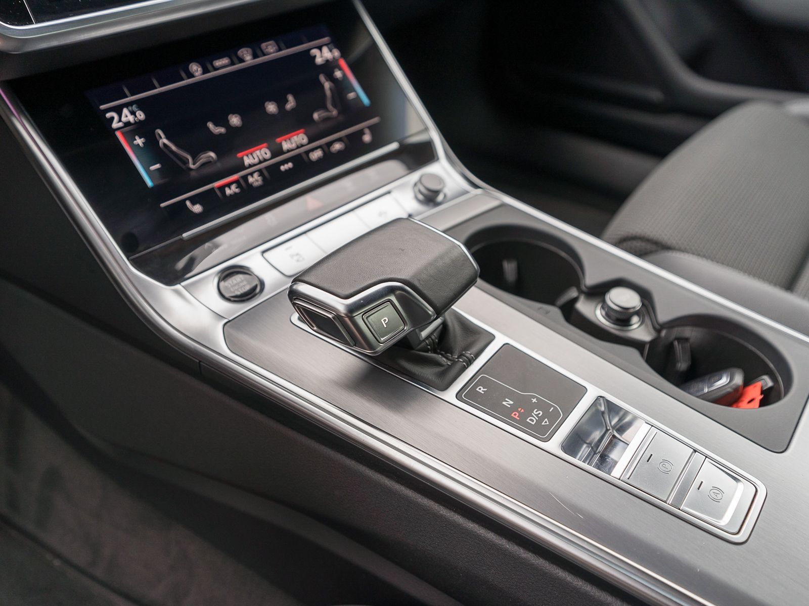 Fahrzeugabbildung Audi A6 Limousine Sline 45TDI quattro Navi Matrix AHK