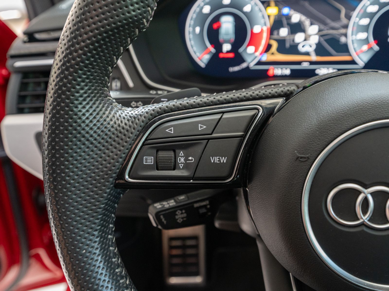 Fahrzeugabbildung Audi S4 Avant 3.0TDI quattro NAVI MATRIX PANO B&O AHK