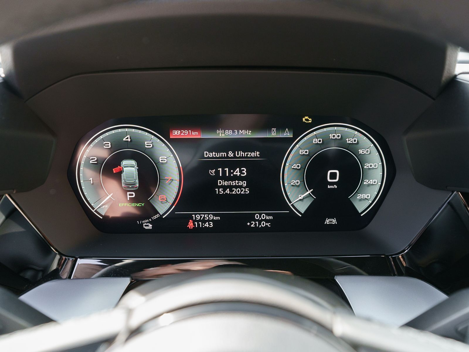 Fahrzeugabbildung Audi A3 Sportback 40TFSI e Stronic LED Navi PDC AHK