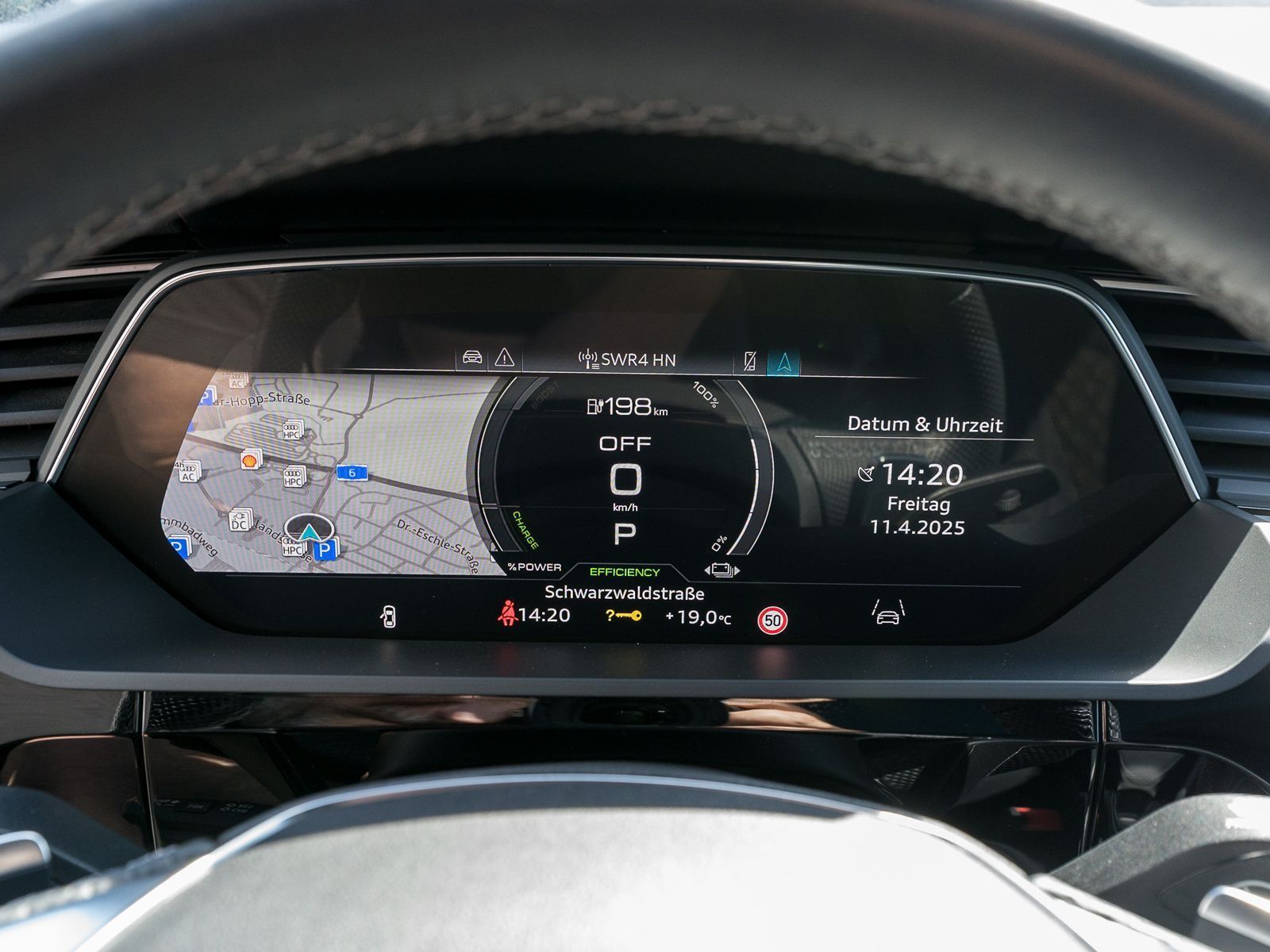 Fahrzeugabbildung Audi e-tron Sportback Sline 55 quatt LED 360° B&O AHK