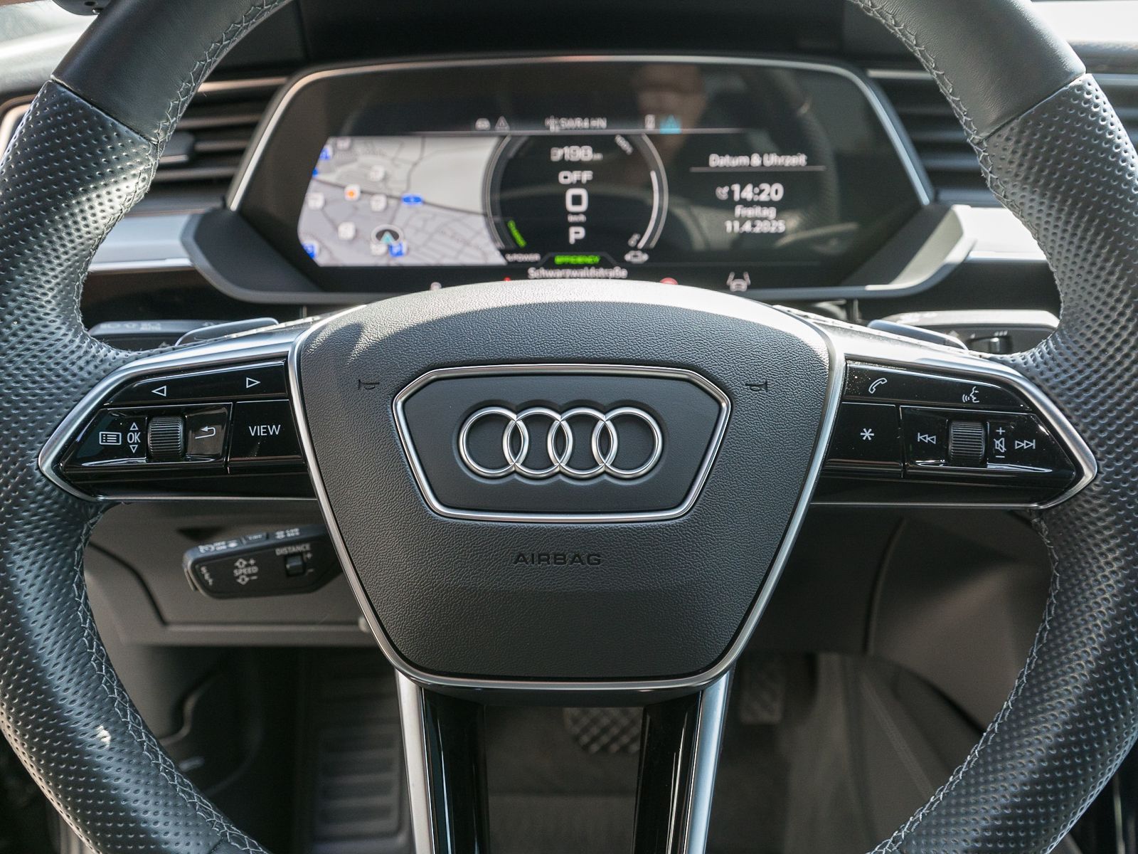 Fahrzeugabbildung Audi e-tron Sportback Sline 55 quatt LED 360° B&O AHK