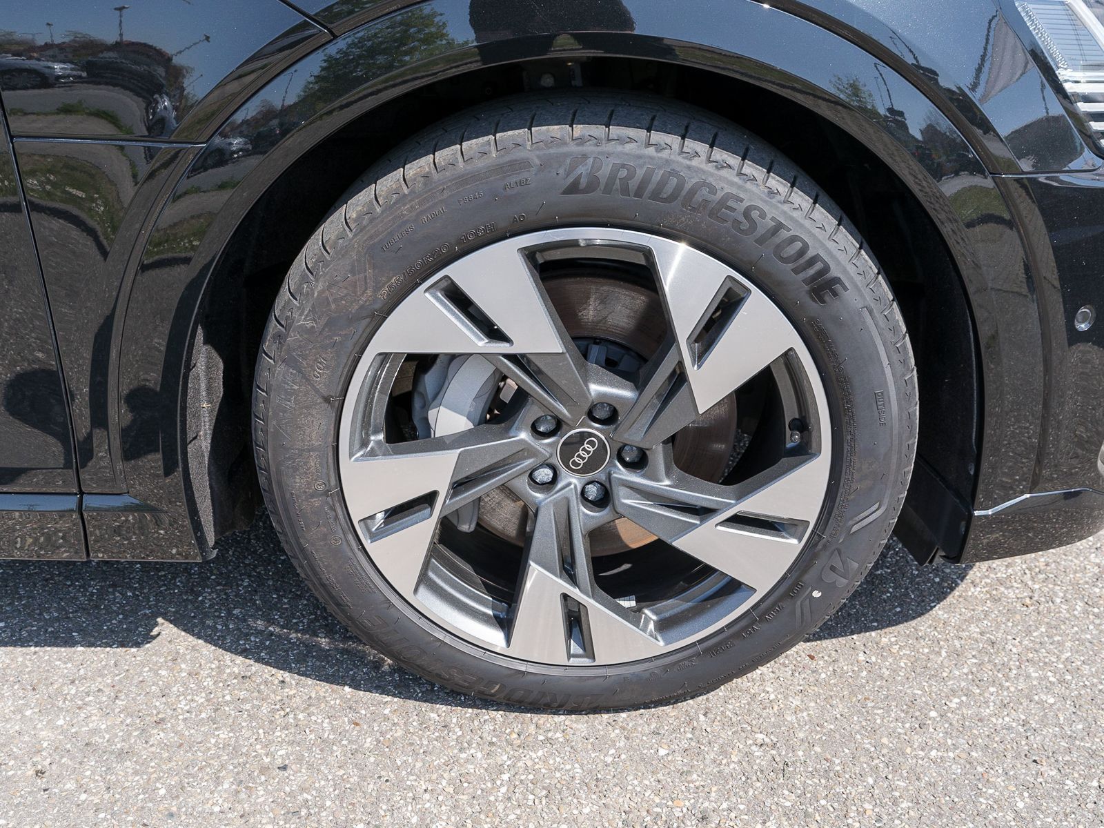 Fahrzeugabbildung Audi e-tron Sportback Sline 55 quatt LED 360° B&O AHK