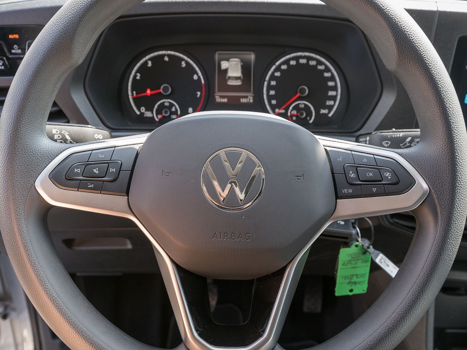 Fahrzeugabbildung Volkswagen Caddy Cargo 1.5TSI NAVI Sitzheizung PDC v/h DAB+