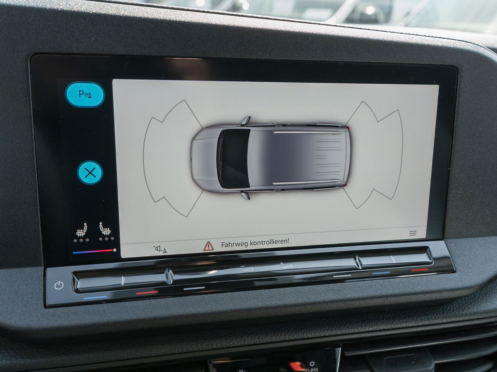Fahrzeugabbildung Volkswagen Caddy Cargo 1.5TSI NAVI Sitzheizung PDC v/h DAB+