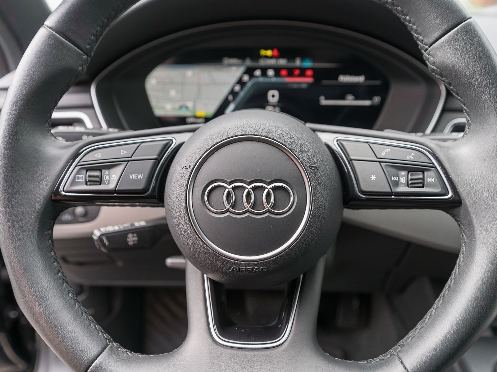 Fahrzeugabbildung Audi A4 Avant S line 40 TFSI S tronic LED NAVI RFK VC